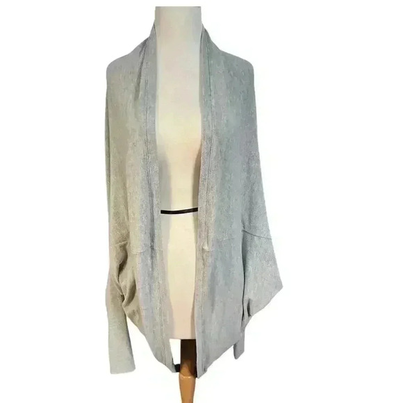 White Crow The Soft Spun Cocoon Cardigan Heather Grey Size XS - Picture 1 of 10